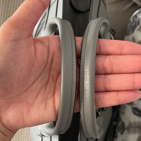 Coach Swagger Gray Leather Satchel with Gunmetal 2 hang tags  No: J1821-34408 - Picture 3 of 13